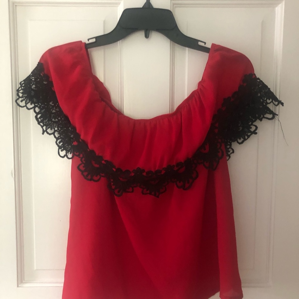 Red top by Fab’rik